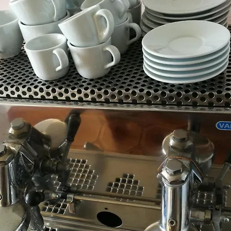 Bed & Breakfast Bnbvistalago *