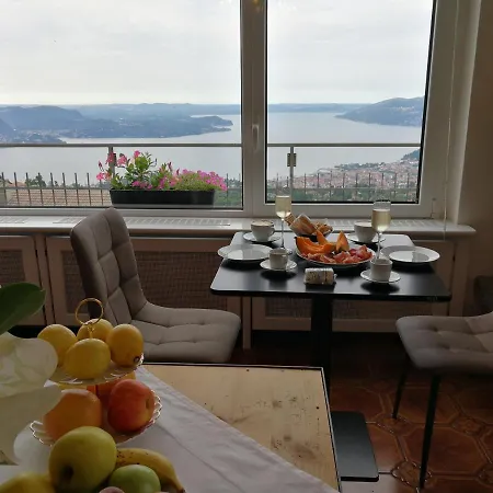 Bnbvistalago Bed & Breakfast *